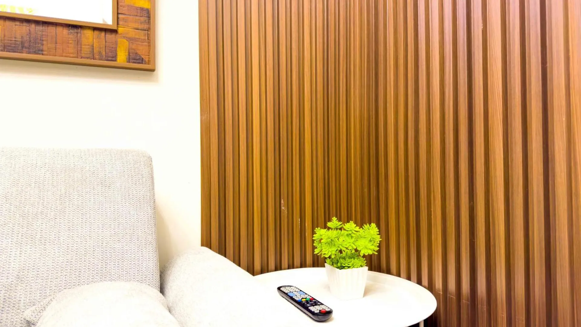1Br Makati, Air Residences M002 Manila Apartment