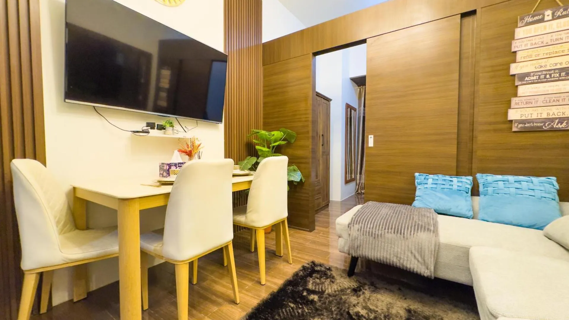 1Br Makati, Air Residences M002 Manila 0*,